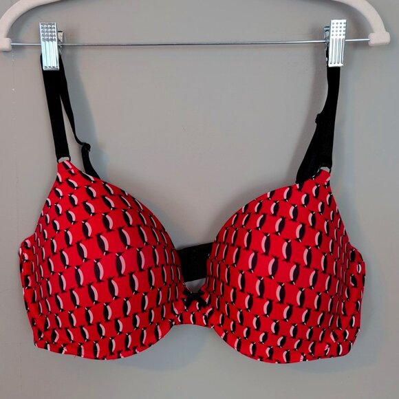 Victoria's Secret Red Plunge Wired Bra with Penguins. Adorable! Size 38DD - Picture 1 of 6